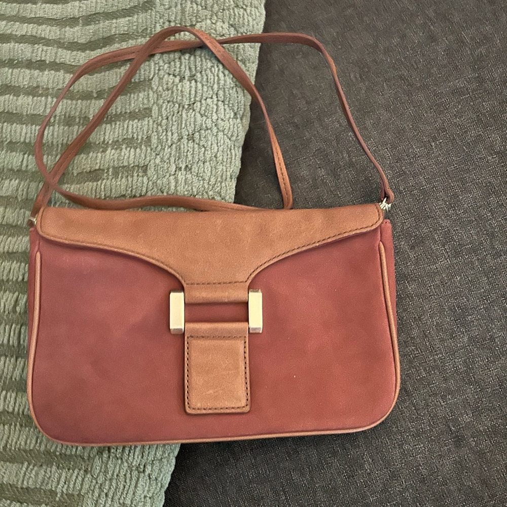 Ellen Tracy Crossbody